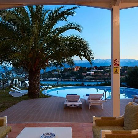 Seafront Villa Longobardi Chania  Bagian luar foto