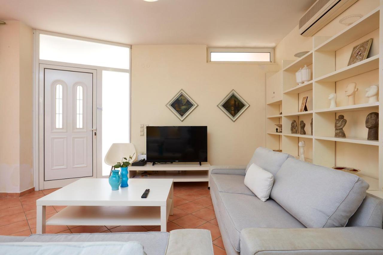 Seafront Villa Longobardi Chania  Bagian luar foto
