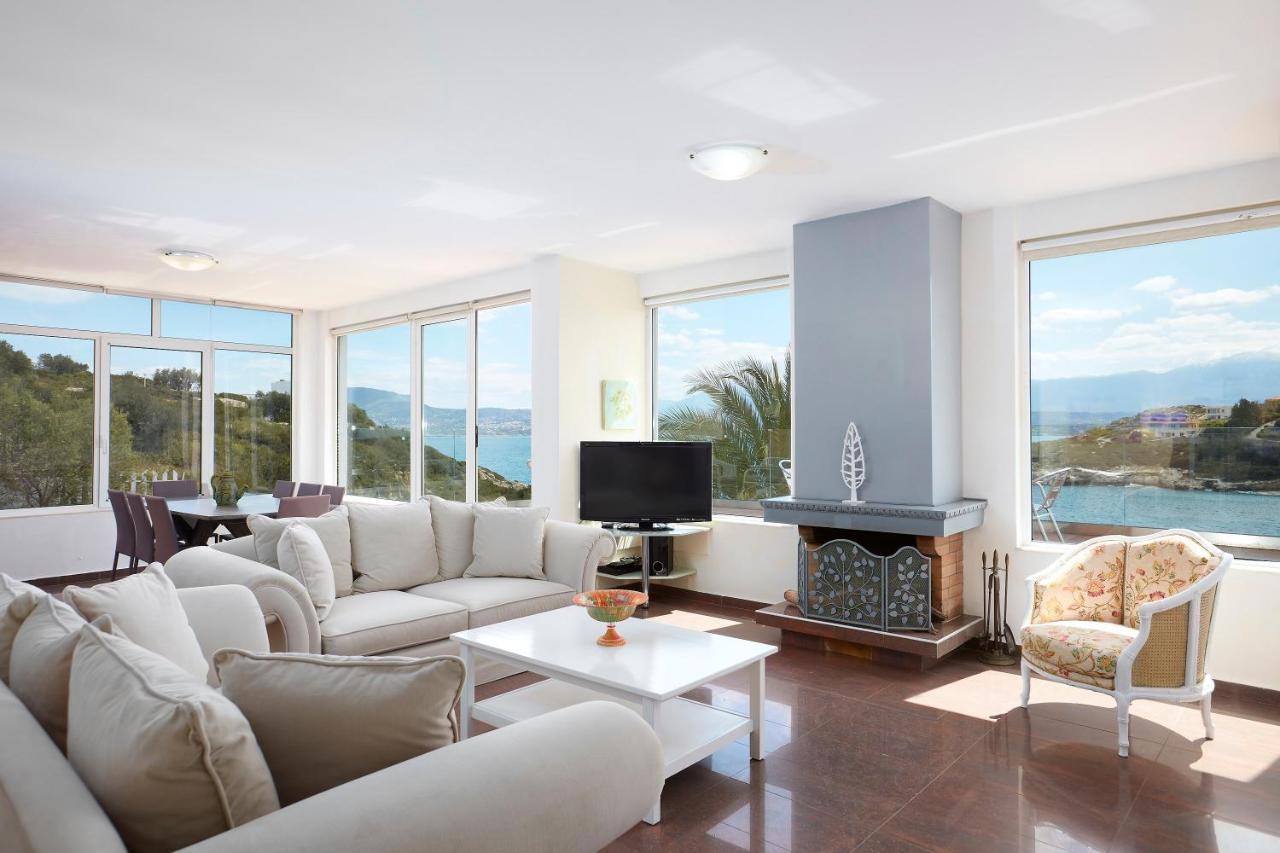 Seafront Villa Longobardi Chania  Bagian luar foto