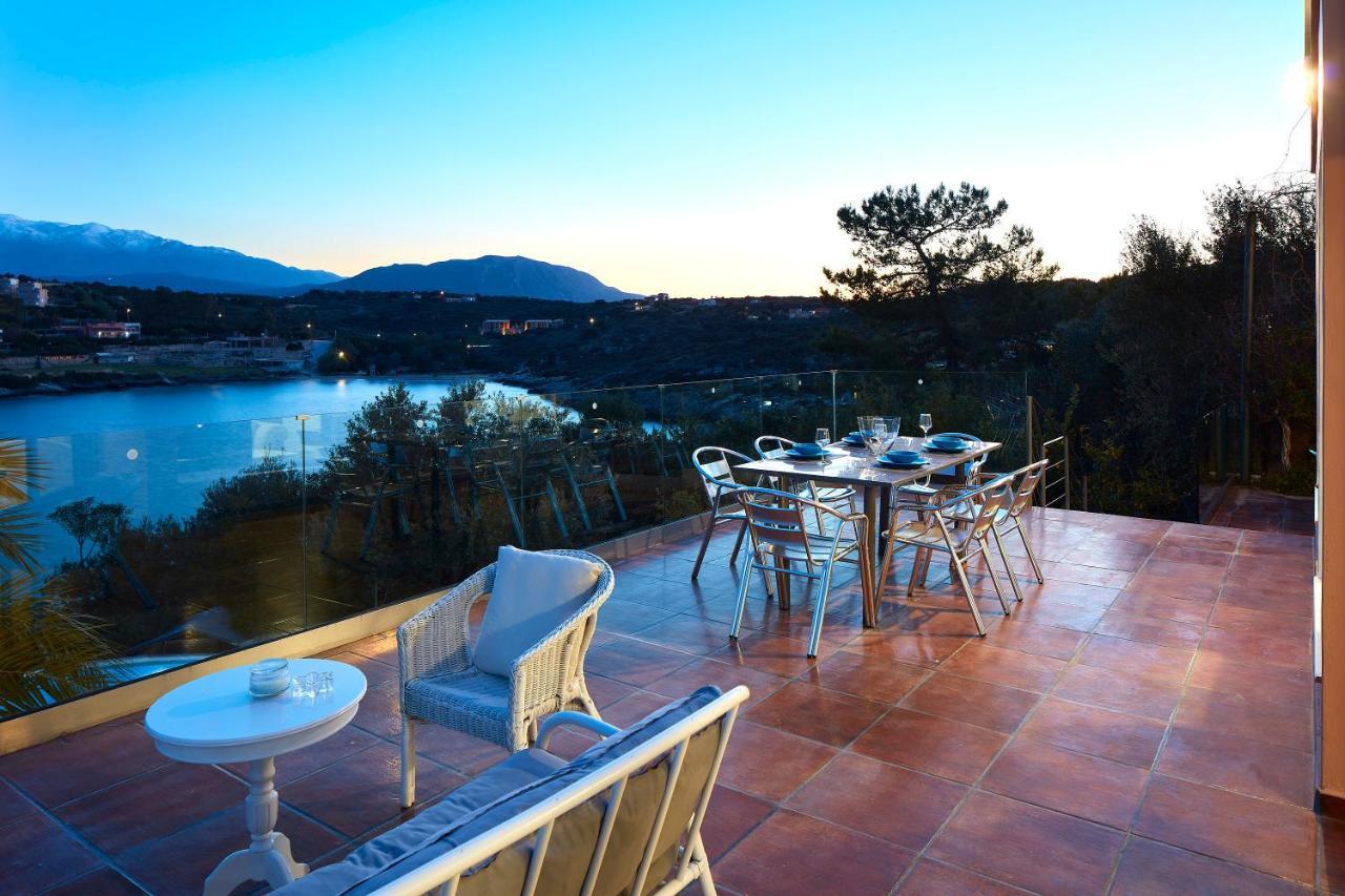 Seafront Villa Longobardi Chania  Bagian luar foto