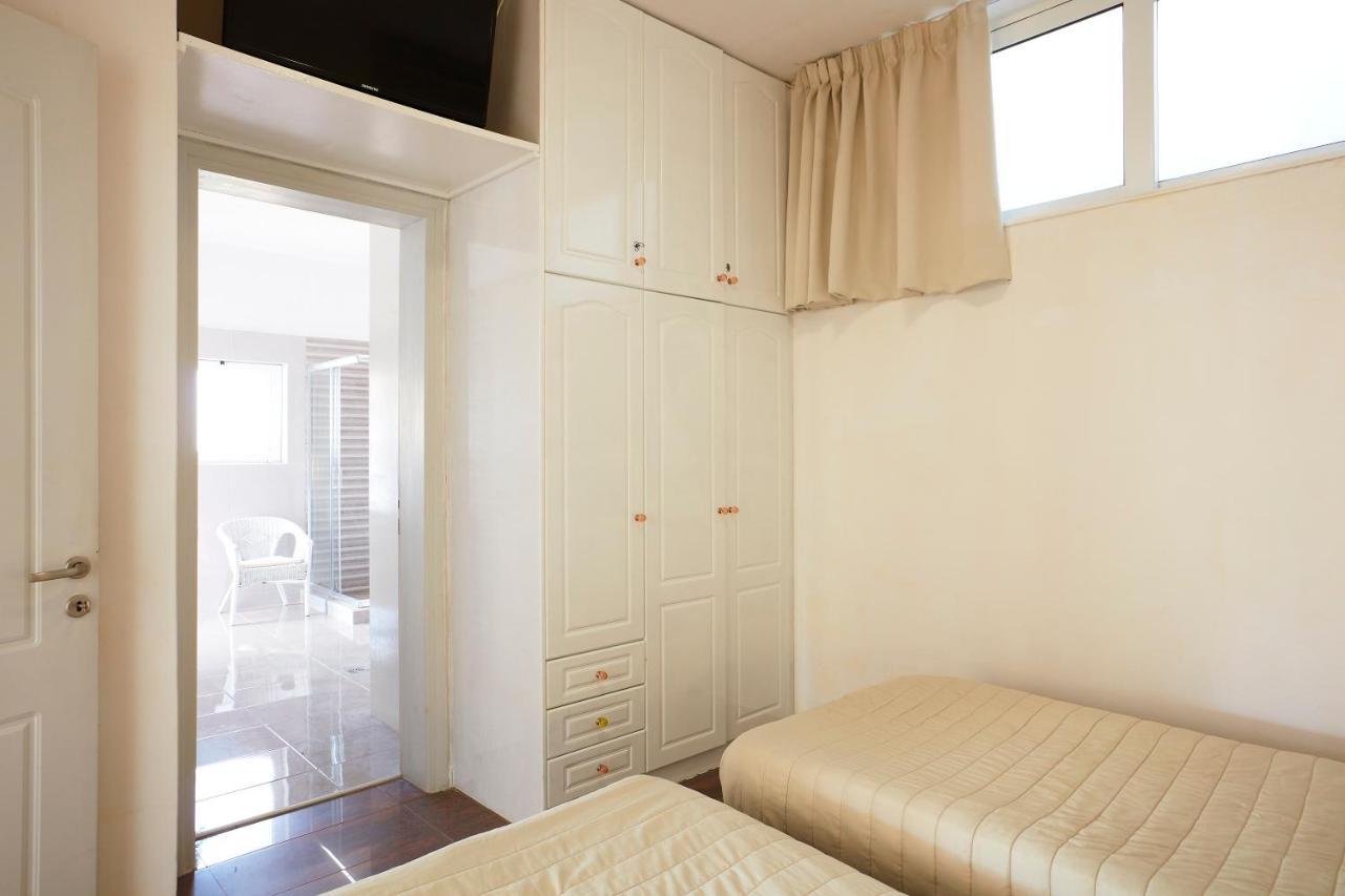 Seafront Villa Longobardi Chania  Bagian luar foto